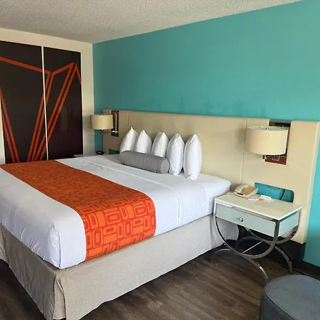 Howard Johnson By Wyndham Ft. Myers Fl-3