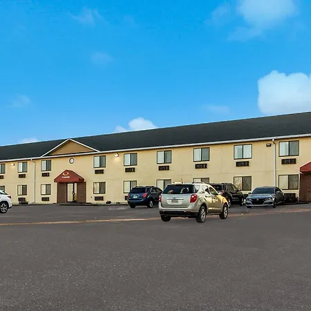 Econo Lodge Inn & Suites Yankton-3