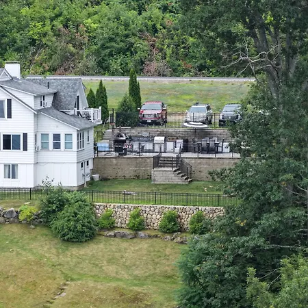 Belknap Point Inn-3