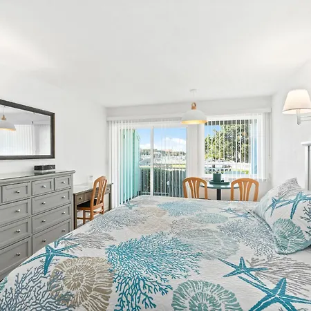 The Ocracoke Harbor Inn-2