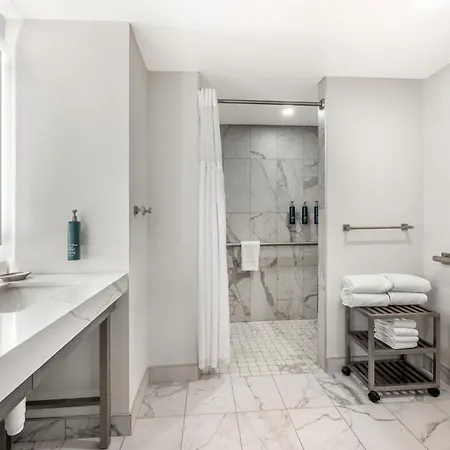 Hilton Grand Vacations Club Chicago Magnificent Mile-3