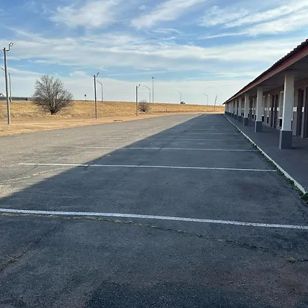 Hiway Inn Express Elk City Route 66-3