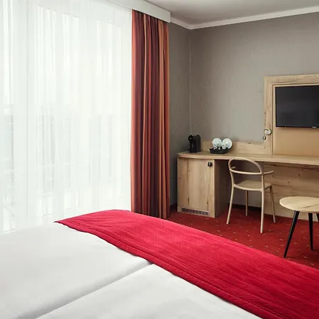 Astoria Hotel-3