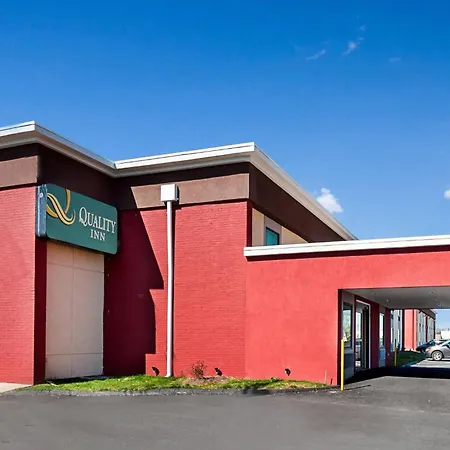 Quality Inn Near Pimlico Racetrack-3