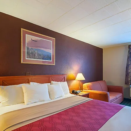 Quality Inn Near Pimlico Racetrack-2