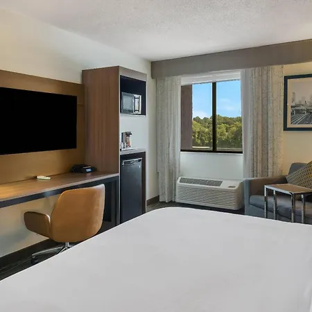 Radisson Hotel Grand Rapids Riverfront-2
