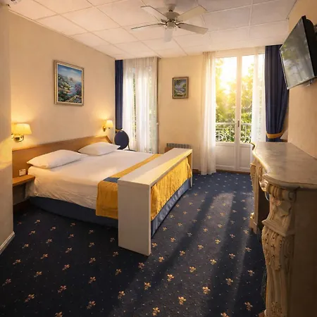 Hotel Foch-3