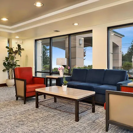 Comfort Inn Bellingham-2