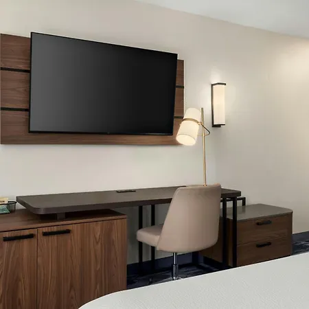 Fairfield Inn & Suites Indianapolis Airport-2