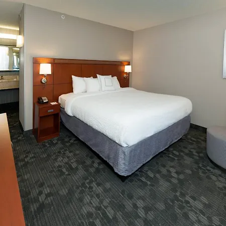 Courtyard By Marriott Panama City-3