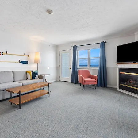 Cherry Tree Inn & Suites-2