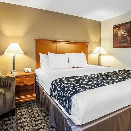 Clarion Inn Renton-Seattle-3