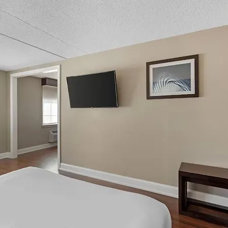 Comfort Inn & Suites Pottstown Eastern Gateway-2
