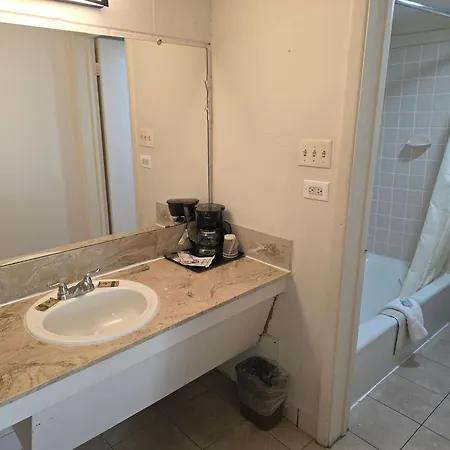 Economy Inn-2