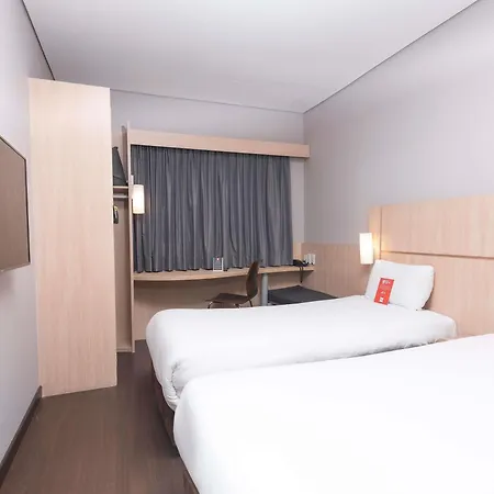 Ibis Medellin-2