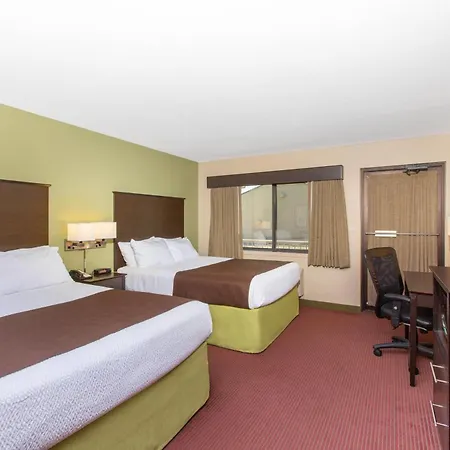 Americinn By Wyndham Okoboji-2
