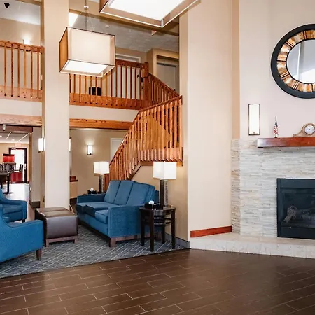 Comfort Suites Effingham Central-2