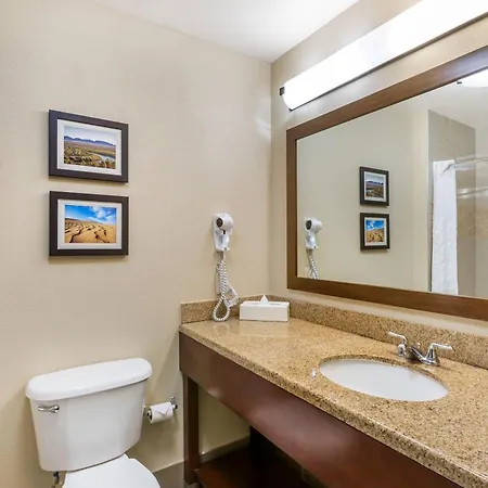 Comfort Inn And Suites Yuma I-8-3