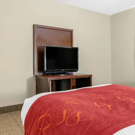 Comfort Suites Batesville-3