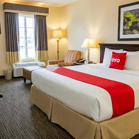 Bonita Lakes Inn By Capital O Meridian I20-2