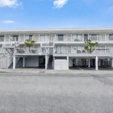 Sunset Beach Hotel-3