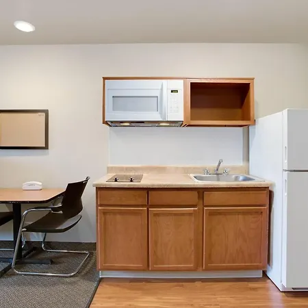 Woodspring Suites Columbus Ne I-270 Airport-3