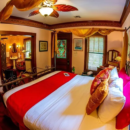 Cliff Cottage Inn, Downtown Bed & Breakfast-3