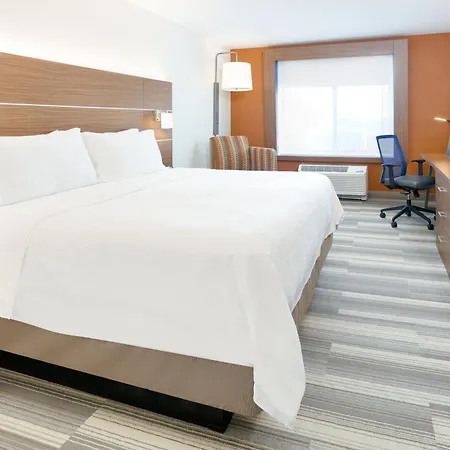 Holiday Inn Express & Suites Mitchell By Ihg-2
