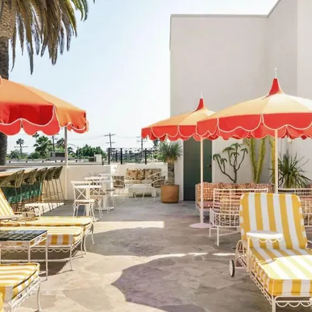Silver Lake Pool & Inn-2