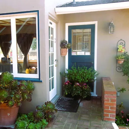 Carmel Wayfarer Inn-2