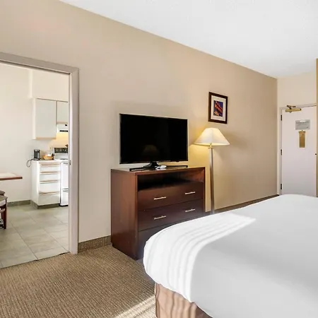 Comfort Inn & Suites Seattle North-2