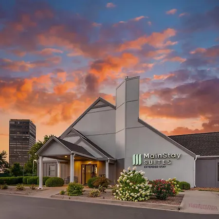 Mainstay Suites St Louis - Galleria-3