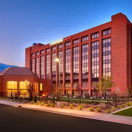 Courtyard By Marriott Ogden-3