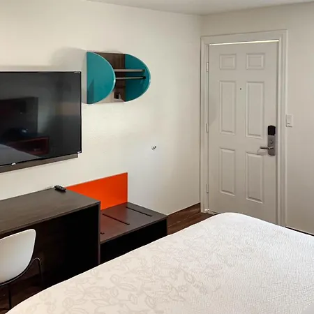 Motel 6 Classic Galveston, Tx Beach-Seawall-3
