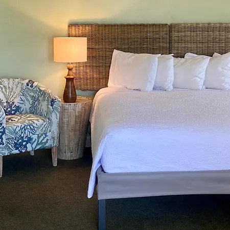 Ragged Edge Resort & Marina-3