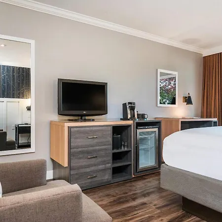 Upvalley Inn & Hot Springs, An Ascend Collection Hotel-2