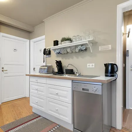 Grettir Guesthouse Downtown Charm-3