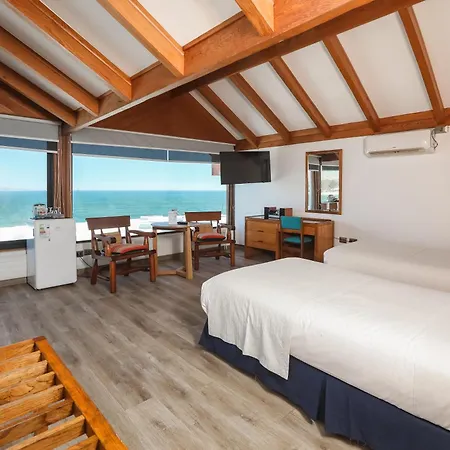 Hotel Oceanic-2