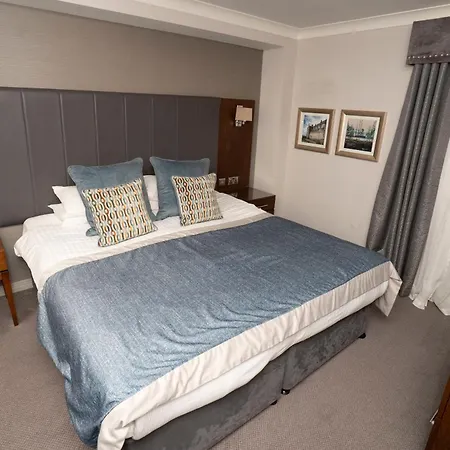 Golden Lion Hotel-3