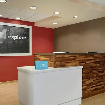 Hampton Inn Phoenix-Chandler-3