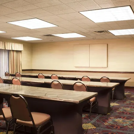 Embassy Suites By Hilton Flagstaff-3