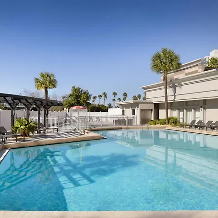 Courtyard By Marriott Across Universal Orlando-3