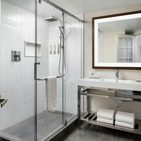Toronto Marriott City Centre Hotel-2