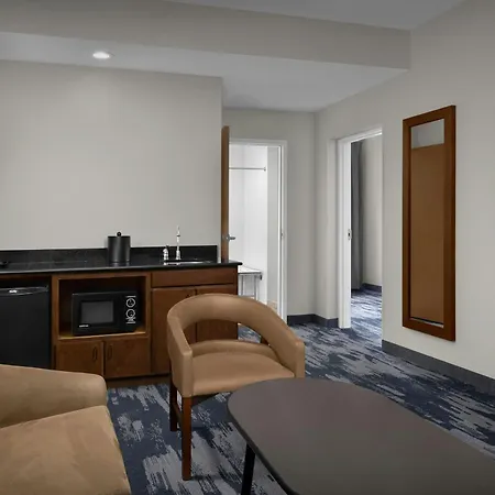 Fairfield Inn And Suites By Marriott Winston Salem/Hanes-2