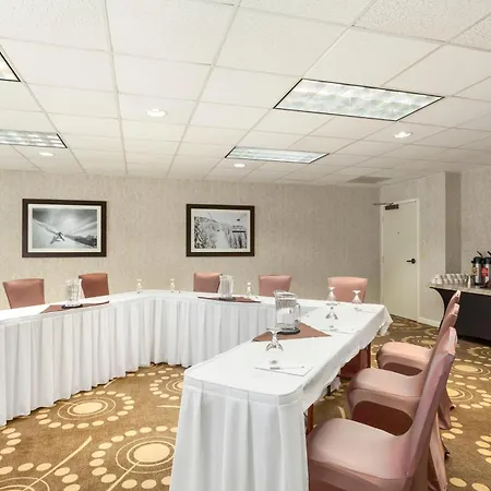 Hampton Inn Burlington - Colchester-3