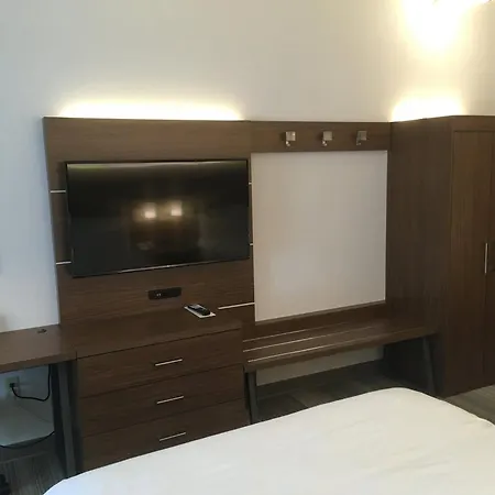 Holiday Inn Express & Suites Bethlehem Airport-Allentown Area-2