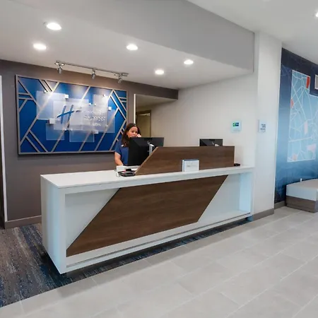 Holiday Inn Express & Suites Logan By Ihg-2