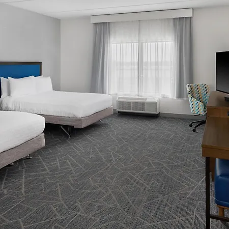 Hampton Inn & Suites Syracuse North Airport Area-3