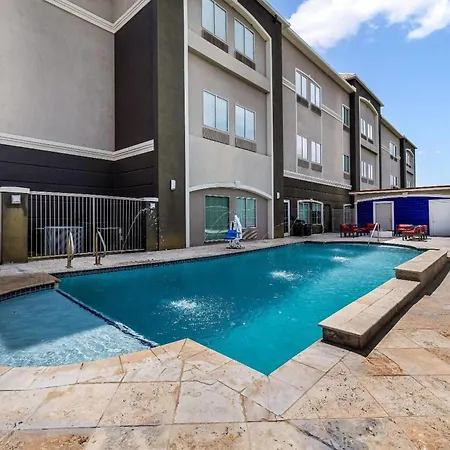 La Quinta By Wyndham Alvin-3