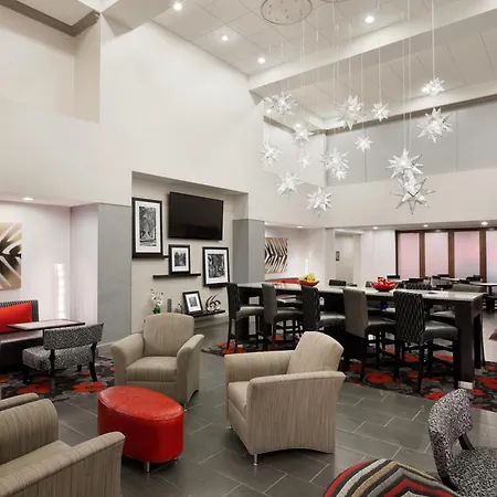 Hampton Inn And Suites Roanoke Airport/Valley View Mall-3